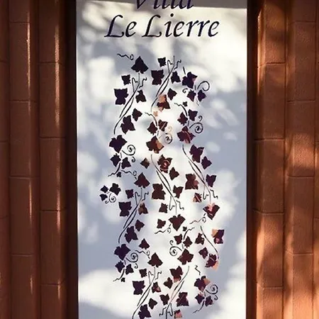Le Lierre *